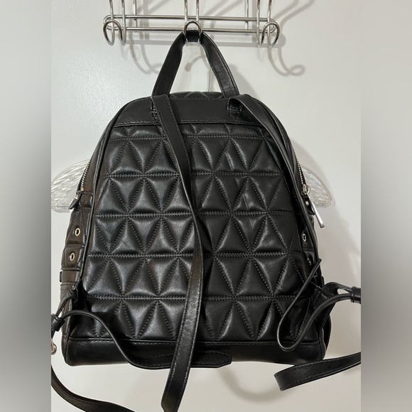 MICHAEL KORS BLACK BACKPACK - Picture 2 of 6